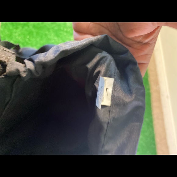 Nike small size bag great for storing small items! - Picture 2 of 4
